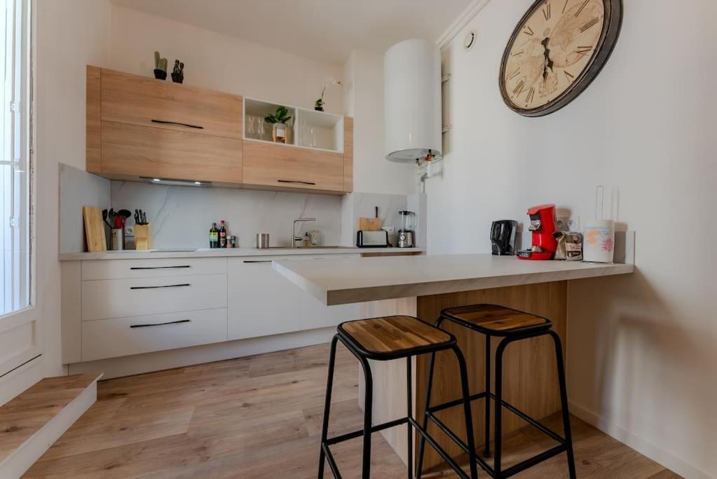 Apartamento L'Echappee Chic Au Coeur De Valence Valence  Exterior foto